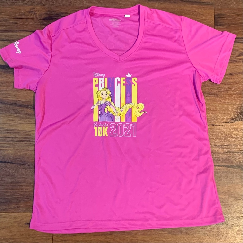 runDisney 2021 Princess Enchanted 10k race tech shirt - women’s XL